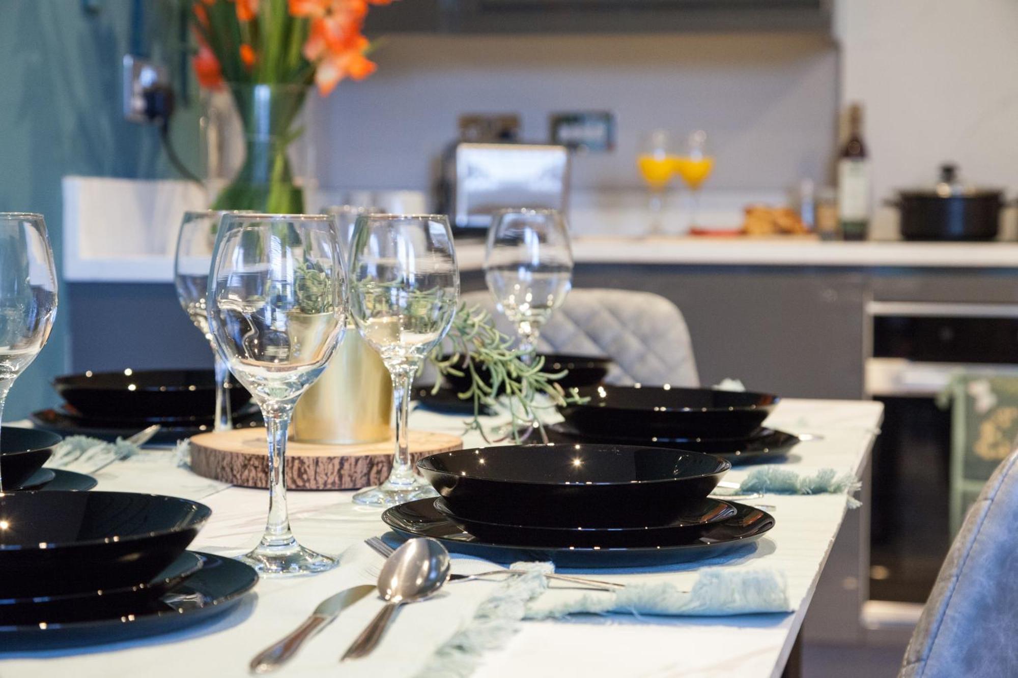 Somers Suites Apartments Leeds  Dış mekan fotoğraf